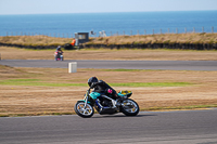 anglesey-no-limits-trackday;anglesey-photographs;anglesey-trackday-photographs;enduro-digital-images;event-digital-images;eventdigitalimages;no-limits-trackdays;peter-wileman-photography;racing-digital-images;trac-mon;trackday-digital-images;trackday-photos;ty-croes